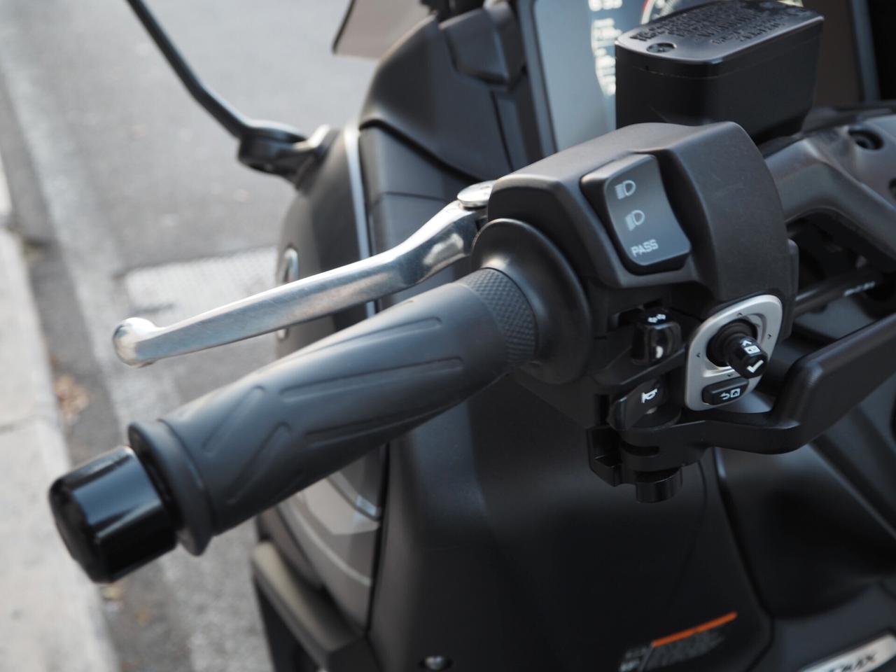 Yamaha TMAX 560