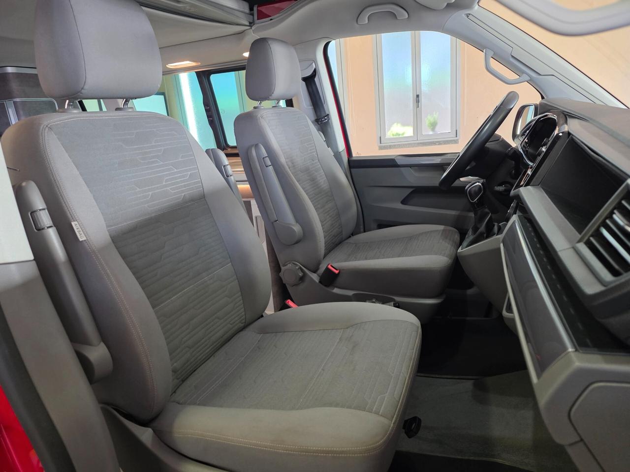 Volkswagen California OCEAN 4motion 4x4 DSG gancio led uniprop italiano