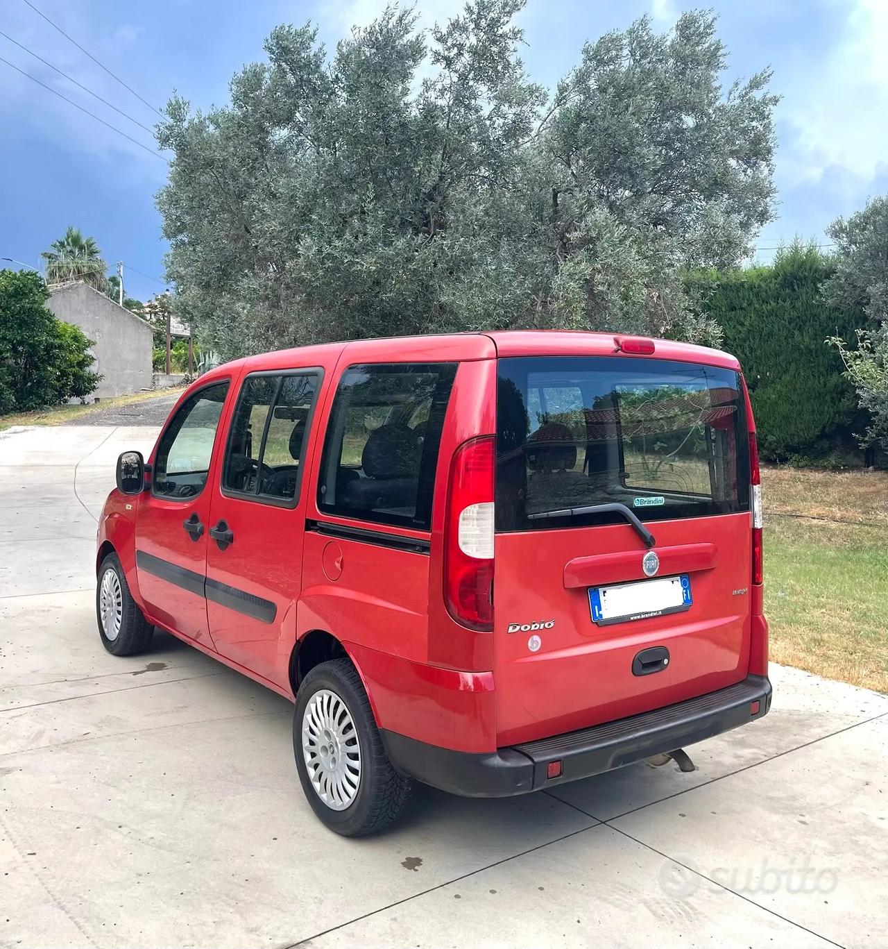 Fiat Doblo 1.3 MTJ 85CV EURO4 POCHI KM 1PROPR NUOV