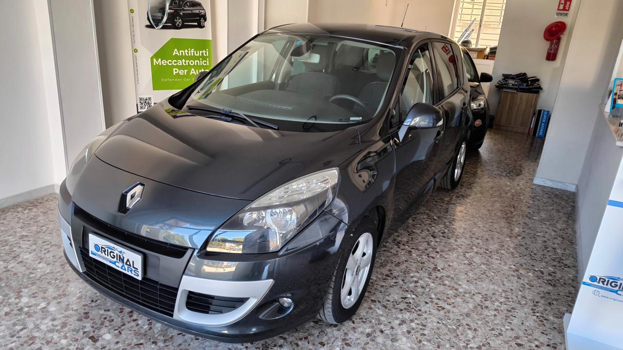 Renault Scenic Scénic X-Mod 1.5 dCi 110CV Luxe