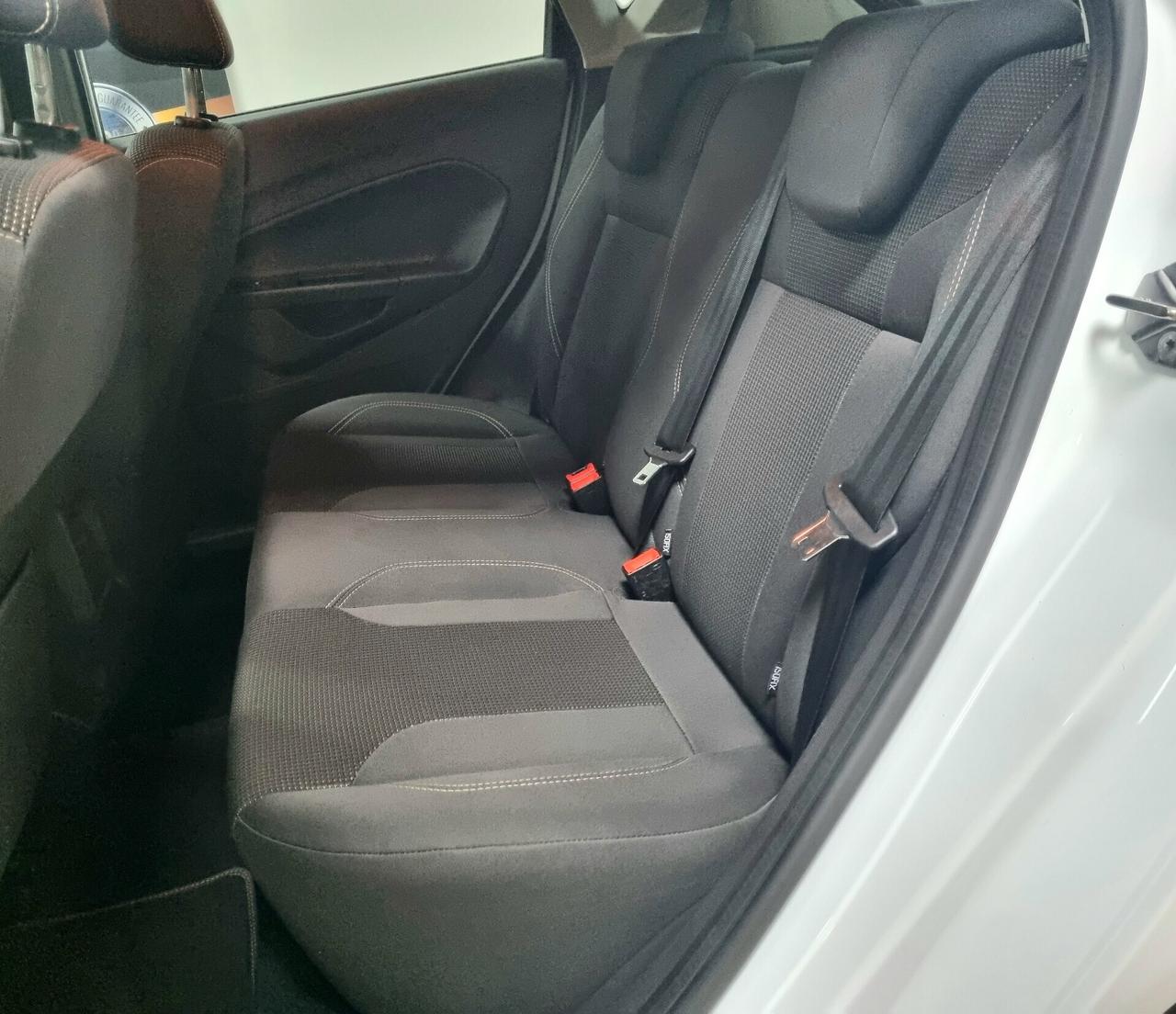 FORD FIESTA 1.4 5p. GPL 95CV BUSINESS