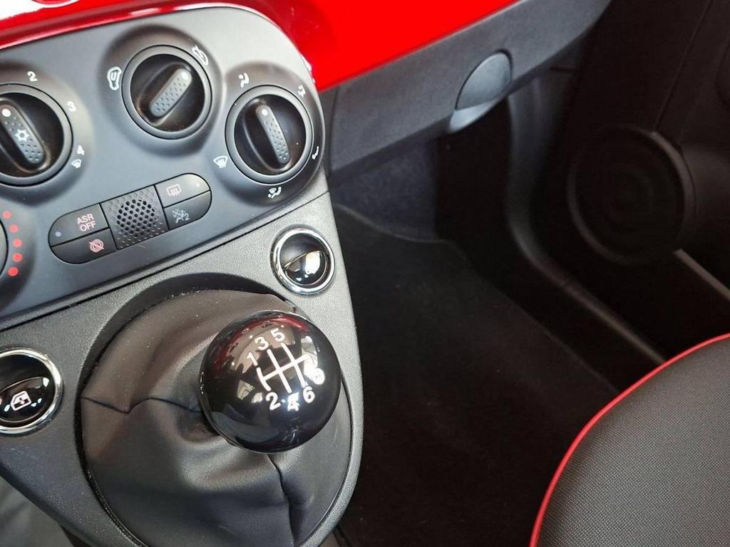 Fiat 500 1.0 FireFly Hybrid (Red)