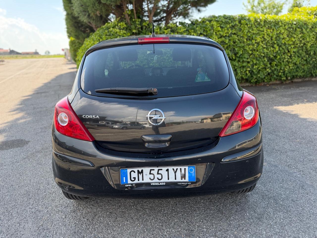 Opel Corsa 1.2 85CV 3 porte GPL-TECH b-color