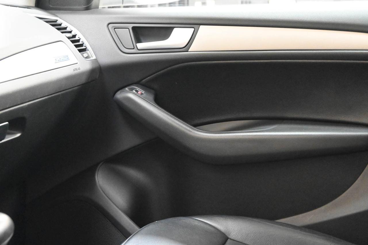 AUDI Q5 1ª serie Q5 2.0 TDI 177CV quattro S tr...