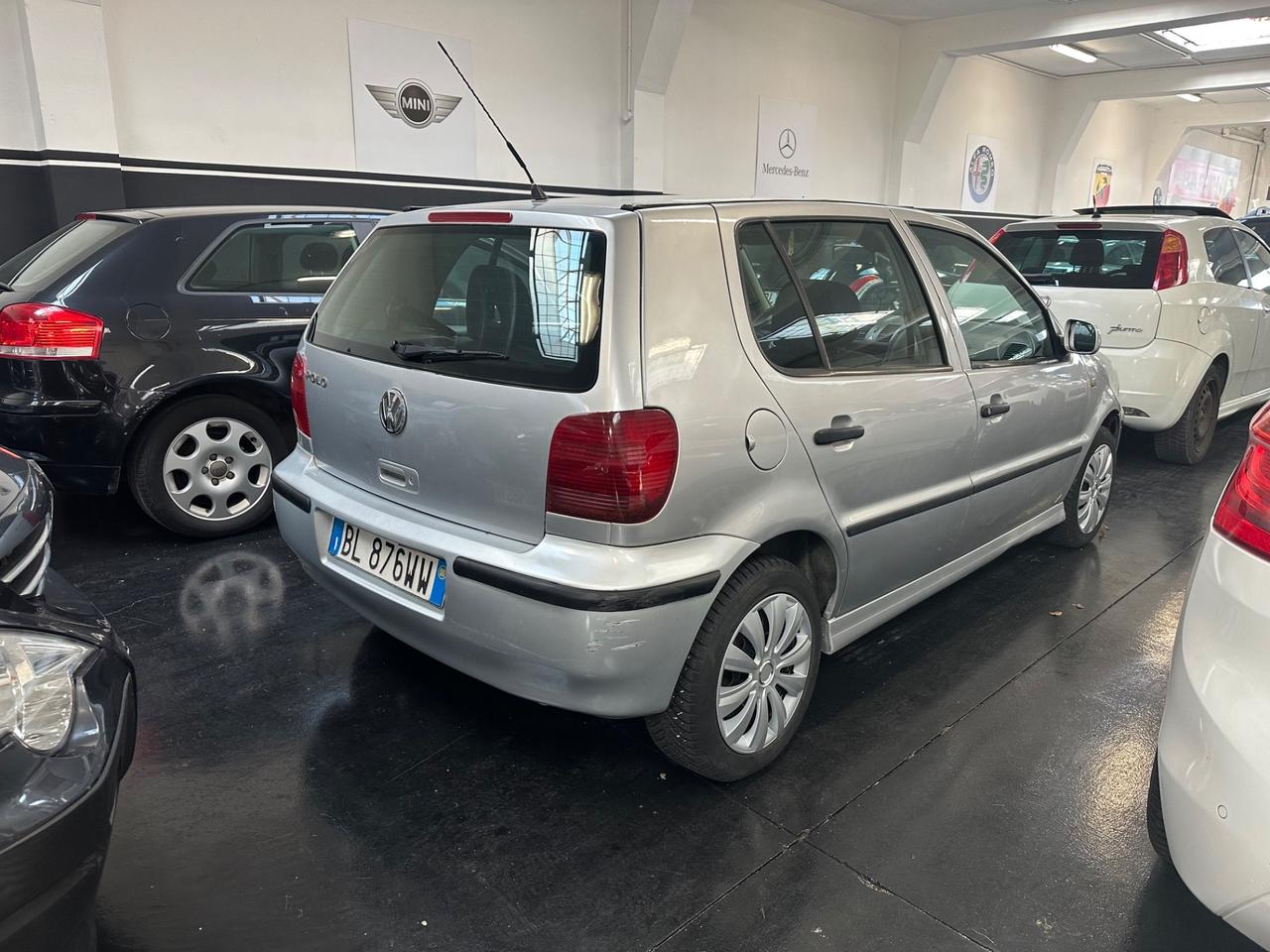 Volkswagen Polo 1.4 16V/101 CV cat 5p. Highline