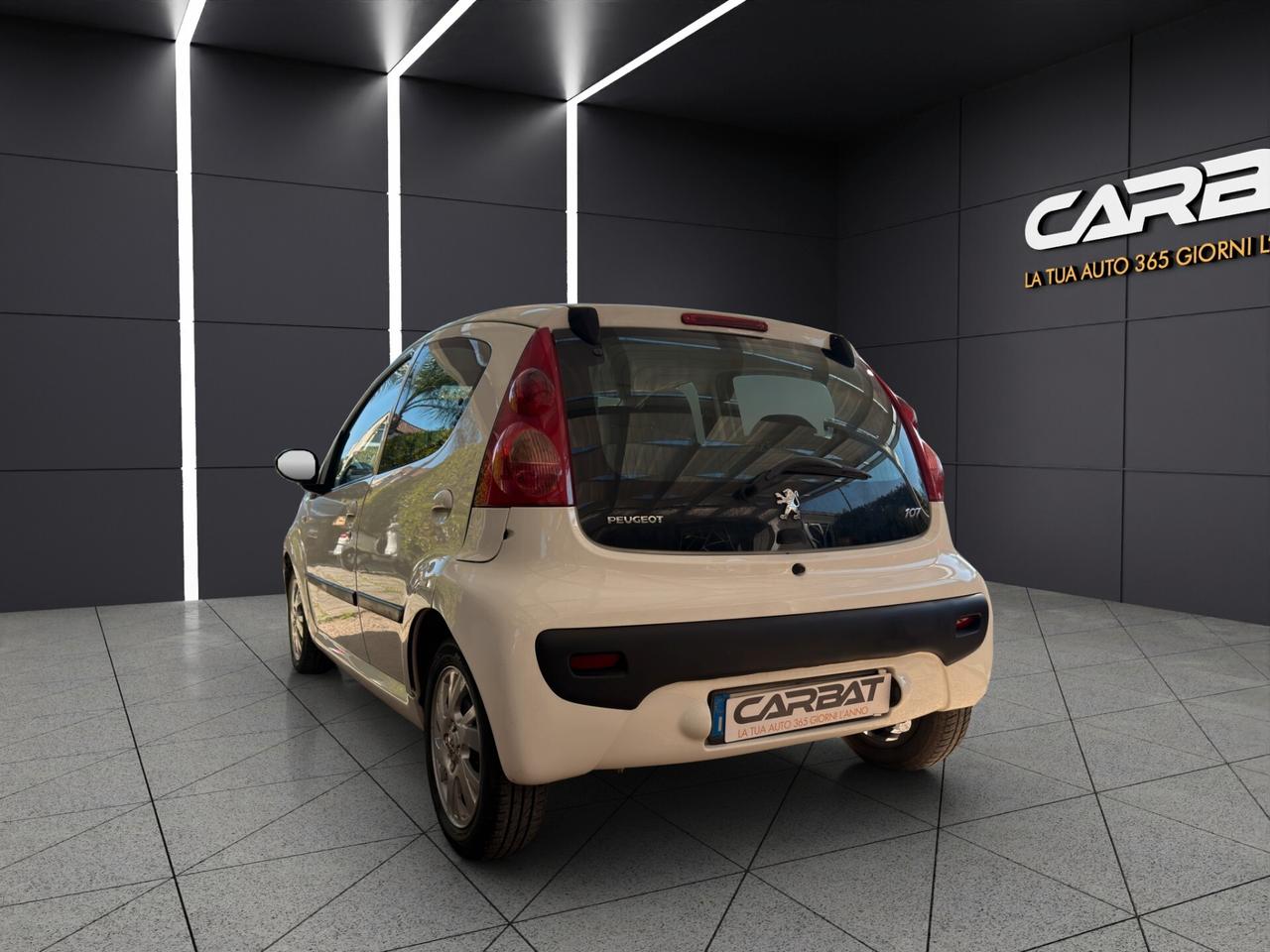 Peugeot 107 1.4 HDi 5p. Plaisir