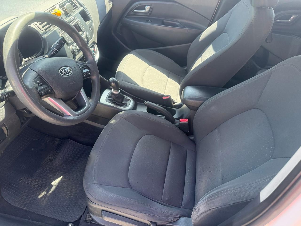 Kia Rio 1.4 CRDi WGT 5p. EX