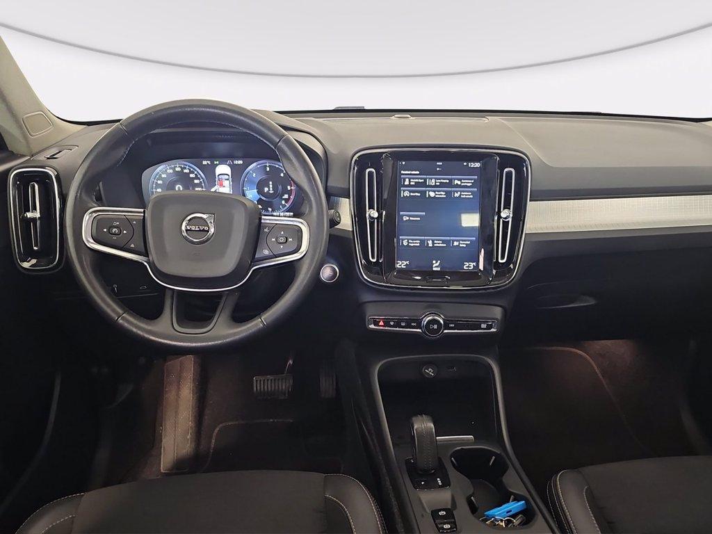 VOLVO Xc40 2.0 d3 momentum geartronic my20 del 2019