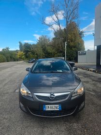 Opel Astra 1.4 100CV GPL
