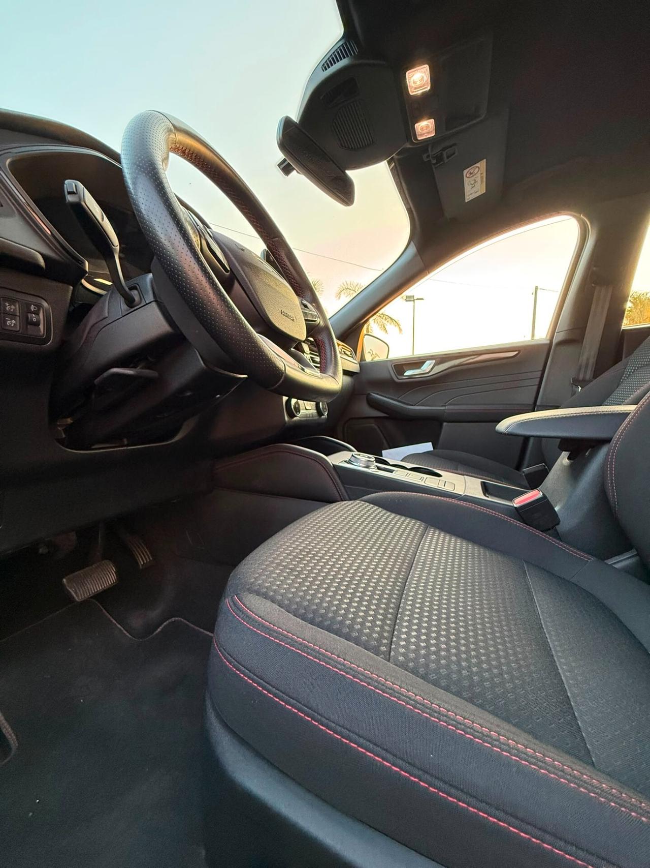 Ford Kuga 2.5 Plug In Hybrid 225 CV CVT 2WD ST-Line