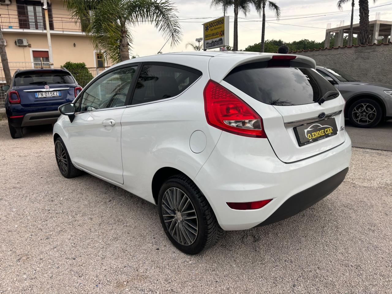 FORD FIESTA 1.4 GPL TITANIUM 3 PORTE OK NEOPATENTATI