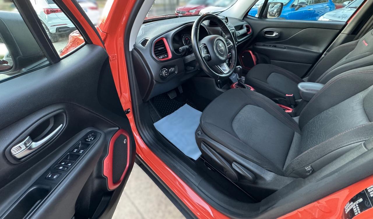 Jeep Renegade 2.0 Mjt 170CV 4WD Active Drive Low Trailhawk