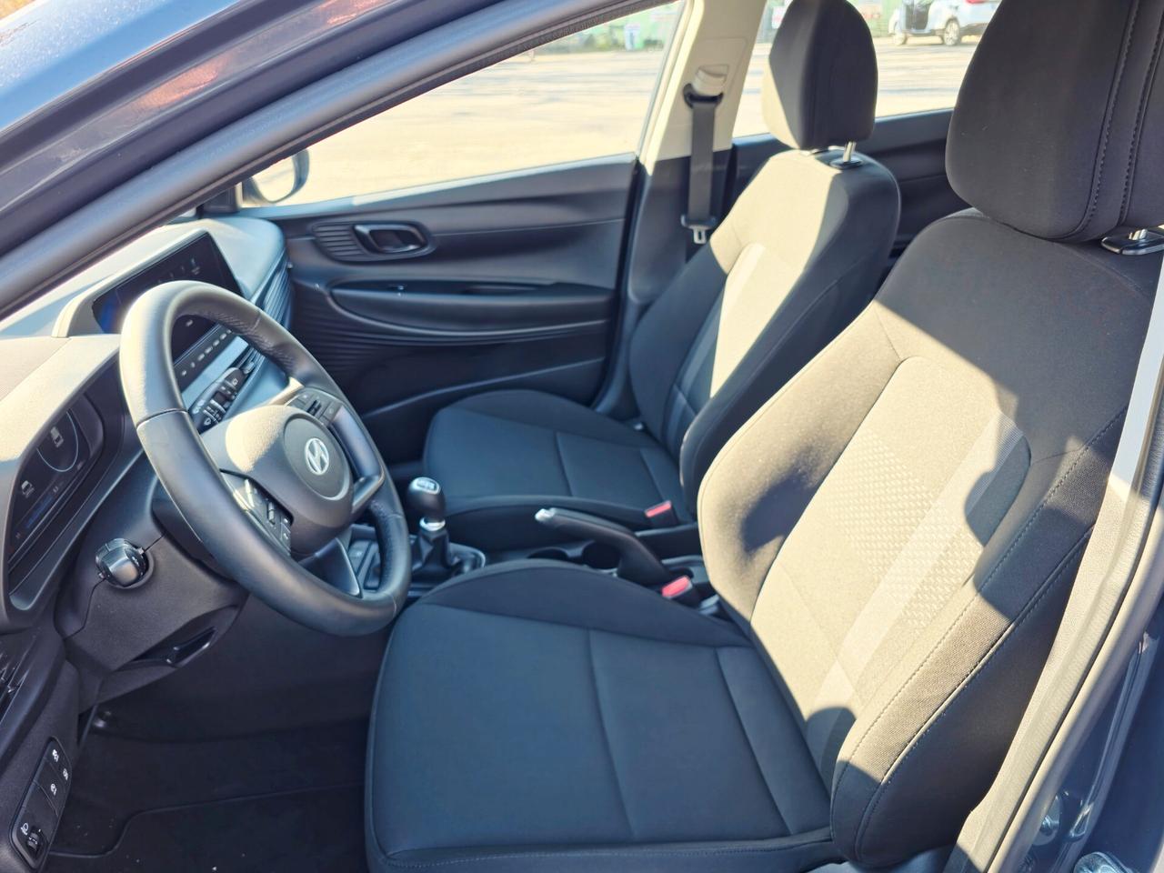 Hyundai i20 1.2 MPI MT Connectline 2025-6E Manuale NEO