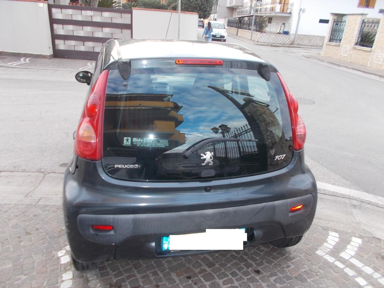 Peugeot 107 1.0 68CV 5p. Sweet Years