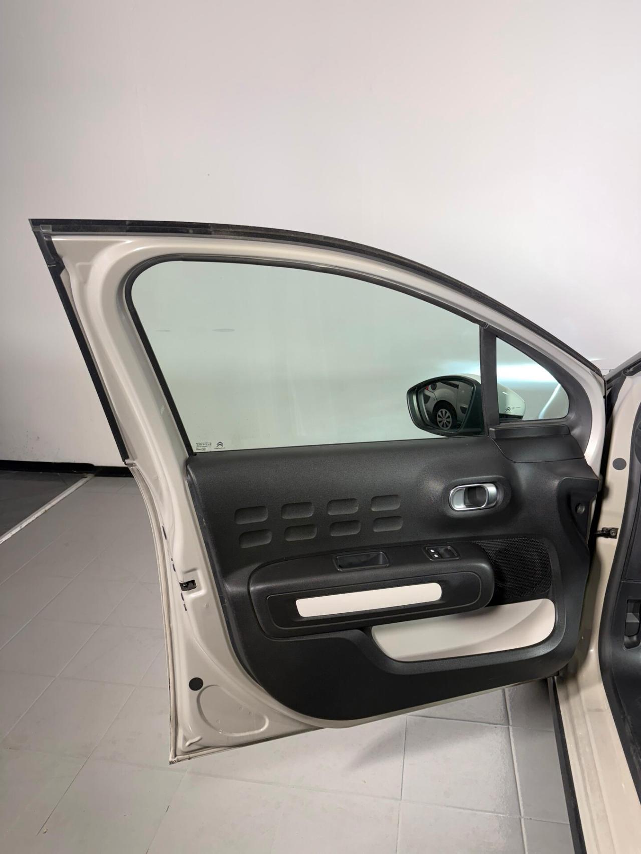 Citroen C3 PureTech 83 S&S Shine Pack