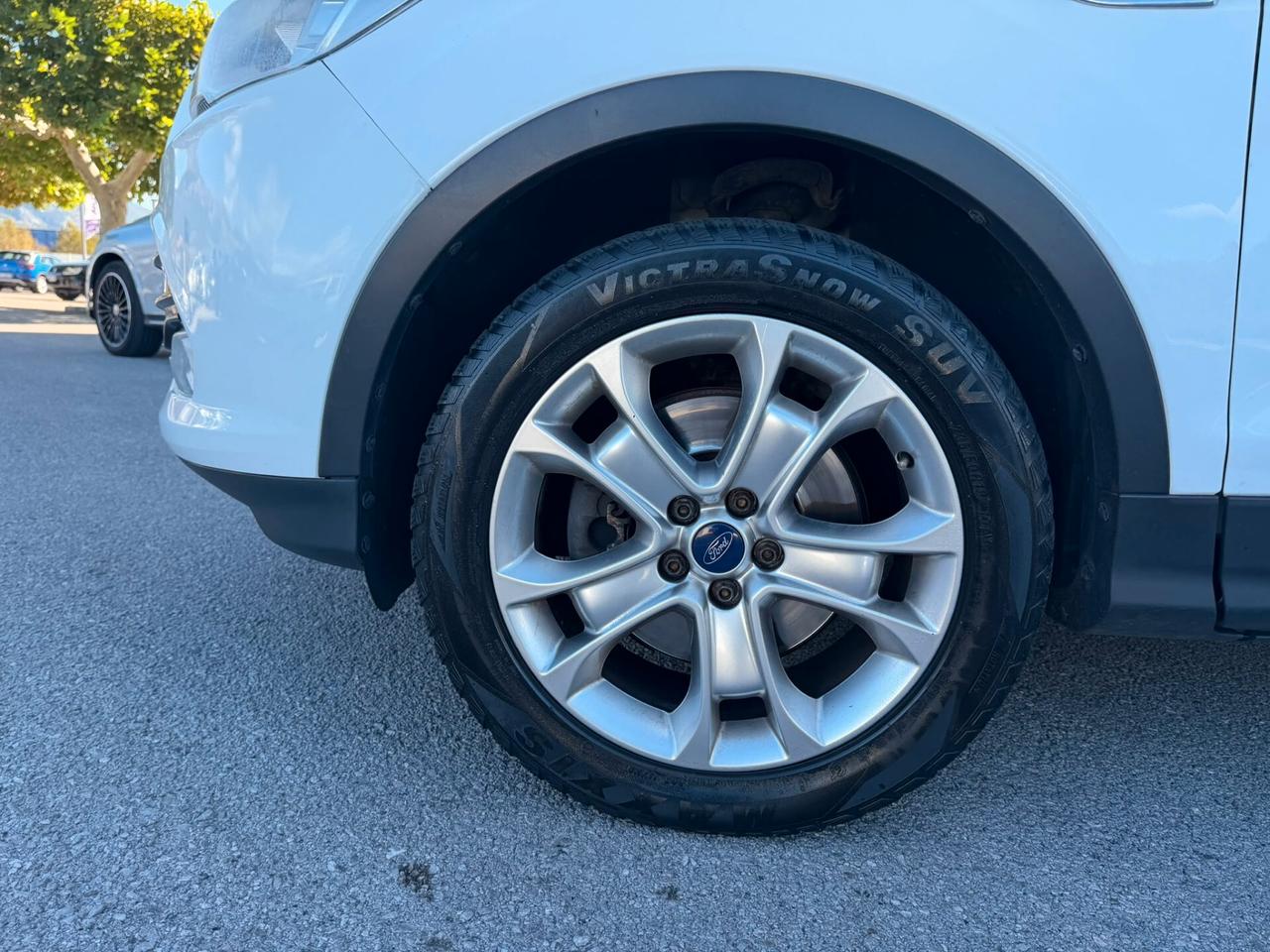 Ford Kuga 2.0 TDCI 140 CV 4WD Titanium