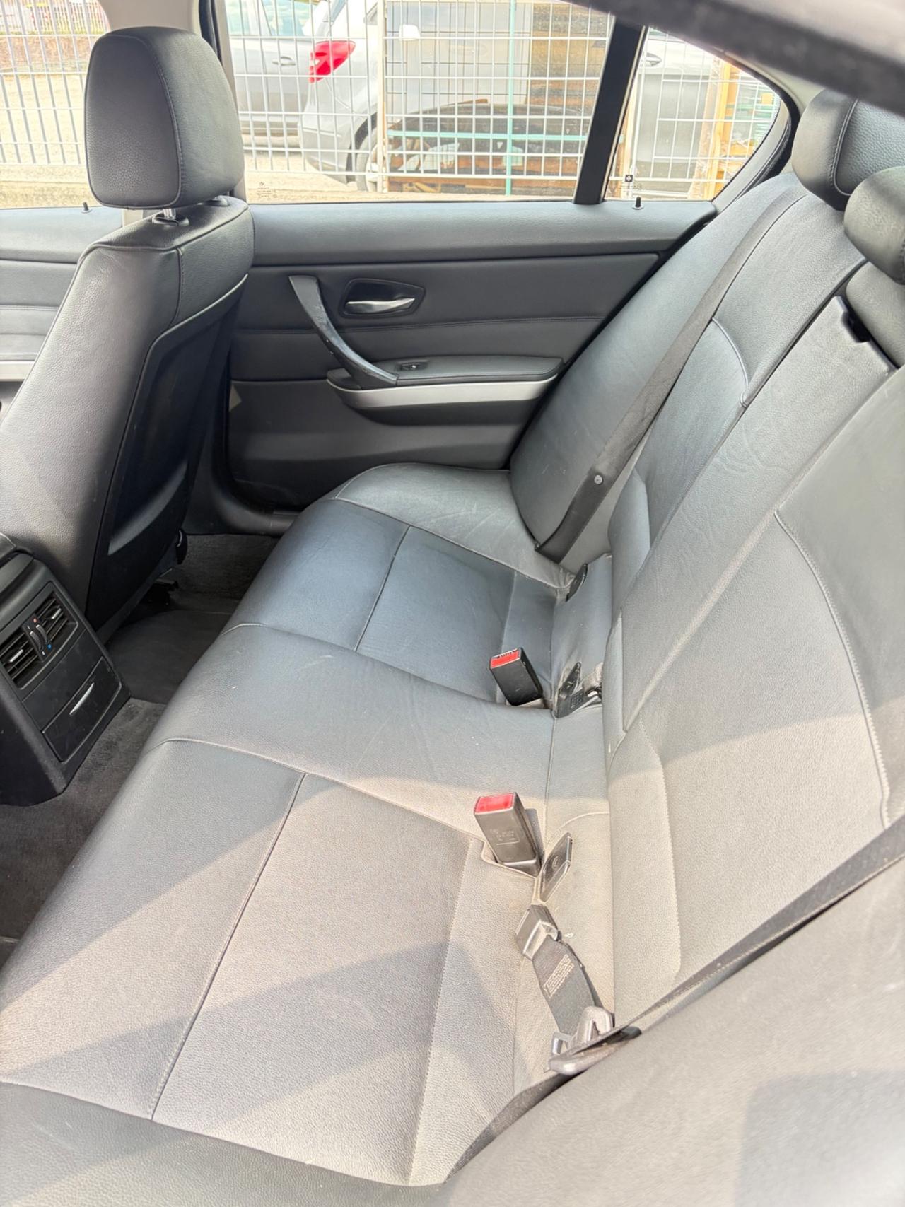 Bmw 320 320d cat Attiva