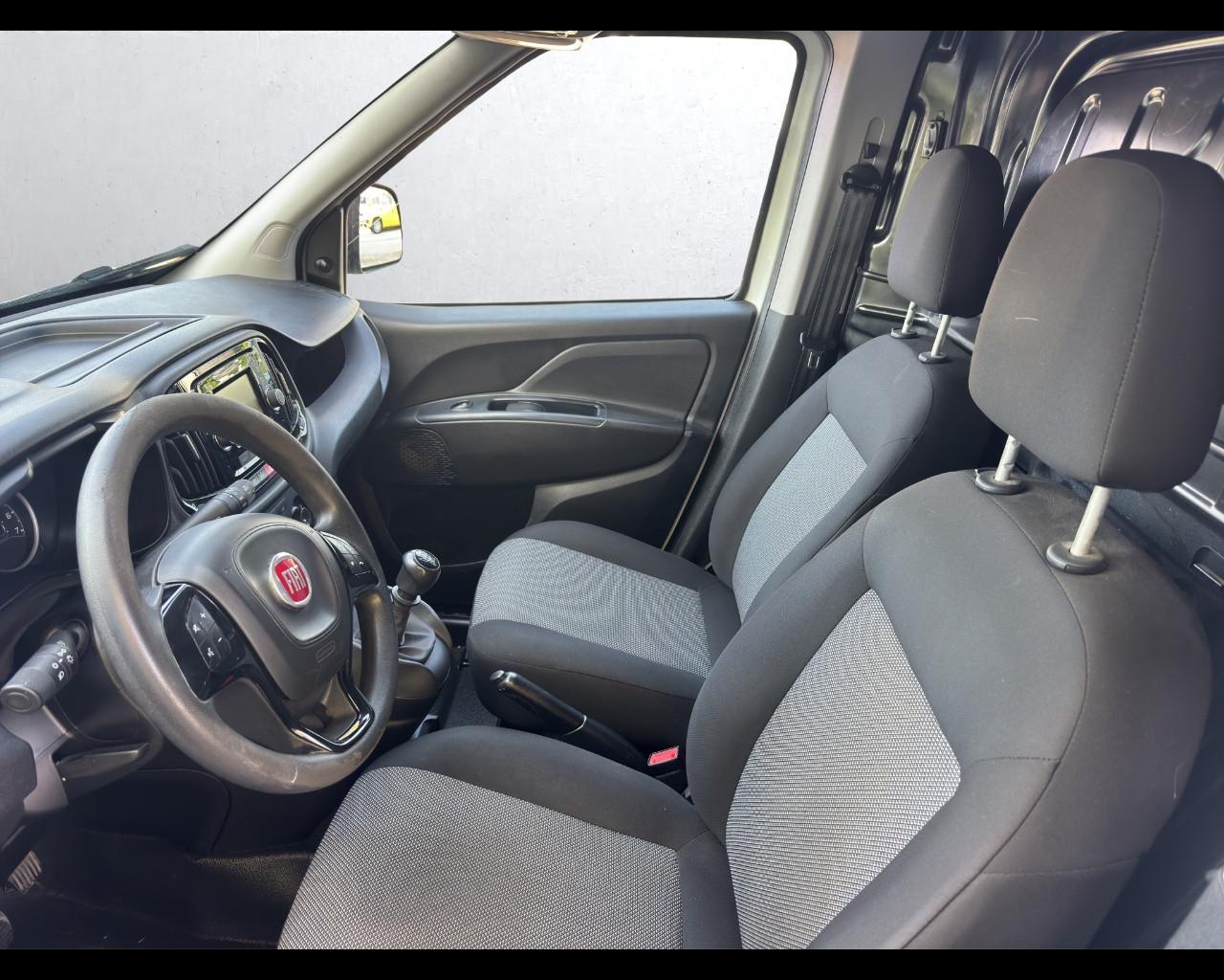 FIAT Doblò 3ª serie - Doblò 1.6 MJT 105CV S&S PC-TN Cargo Business