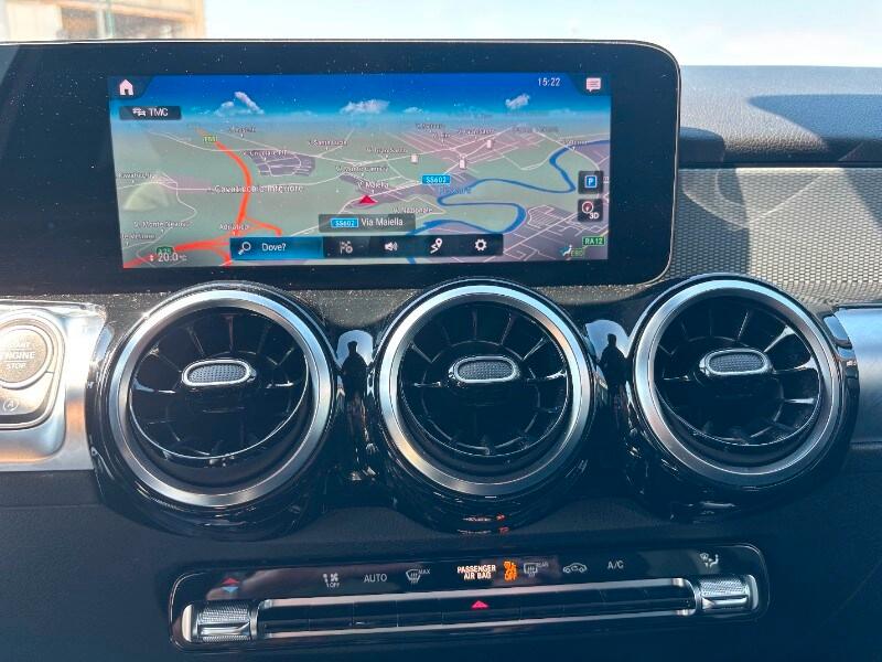 MERCEDES GLB (X247) GLB 200 d Automati...