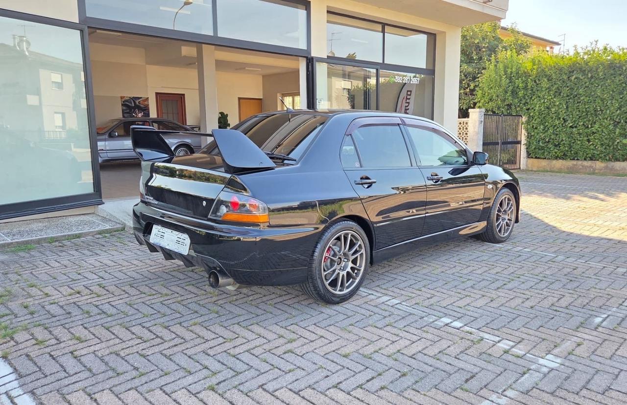 Mitsubishi Lancer Evolution IX