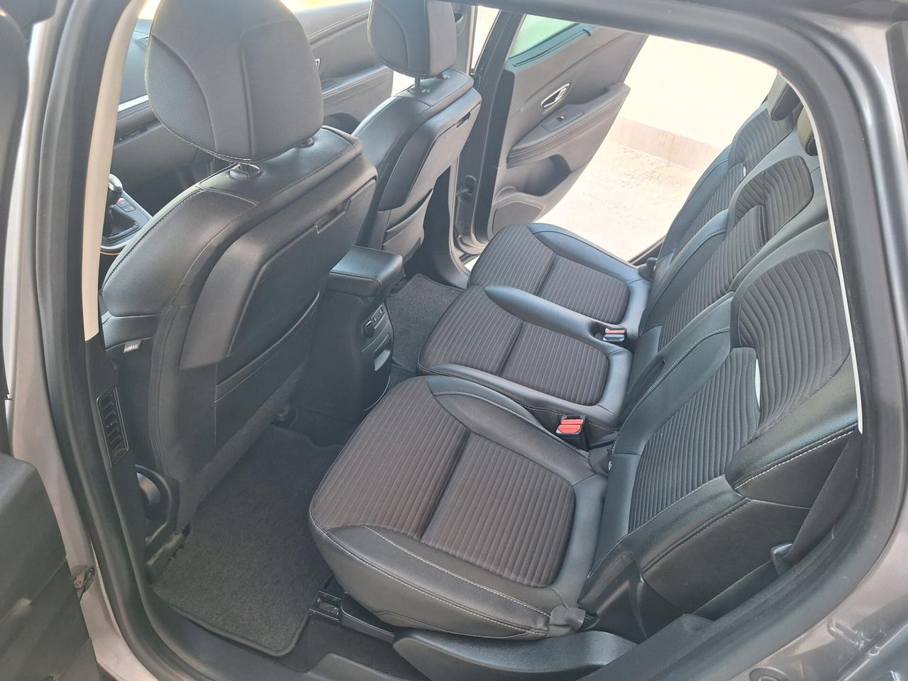 Renault Scenic Scénic 1.5 dCi NAVI PELLE 2017