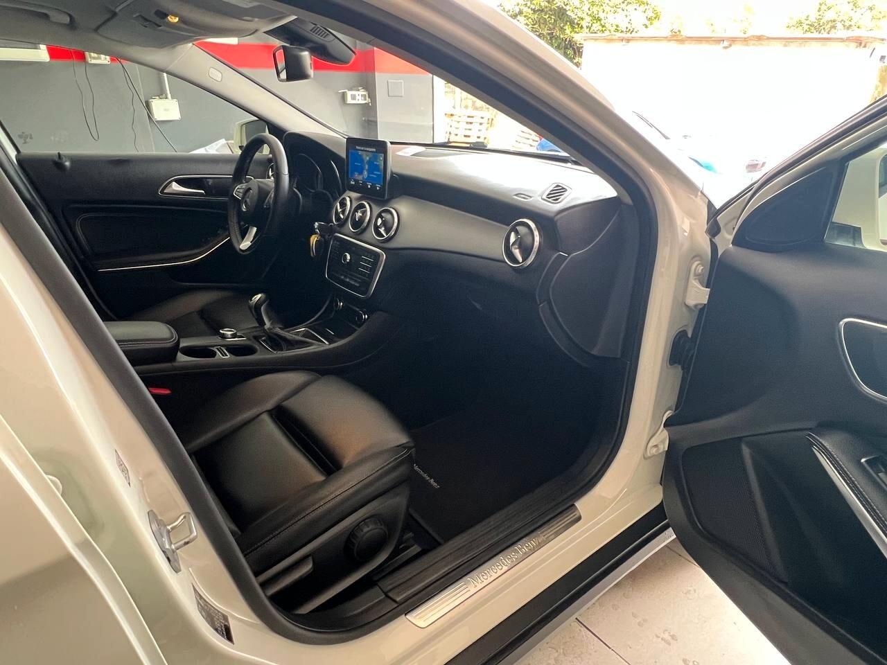 Mercedes-benz CLA 200 d Executive