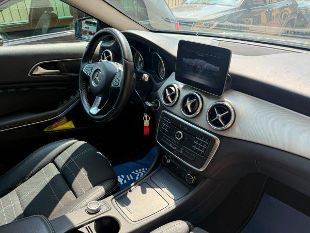 MERCEDES-BENZ GLA 200 d Automatic Sport