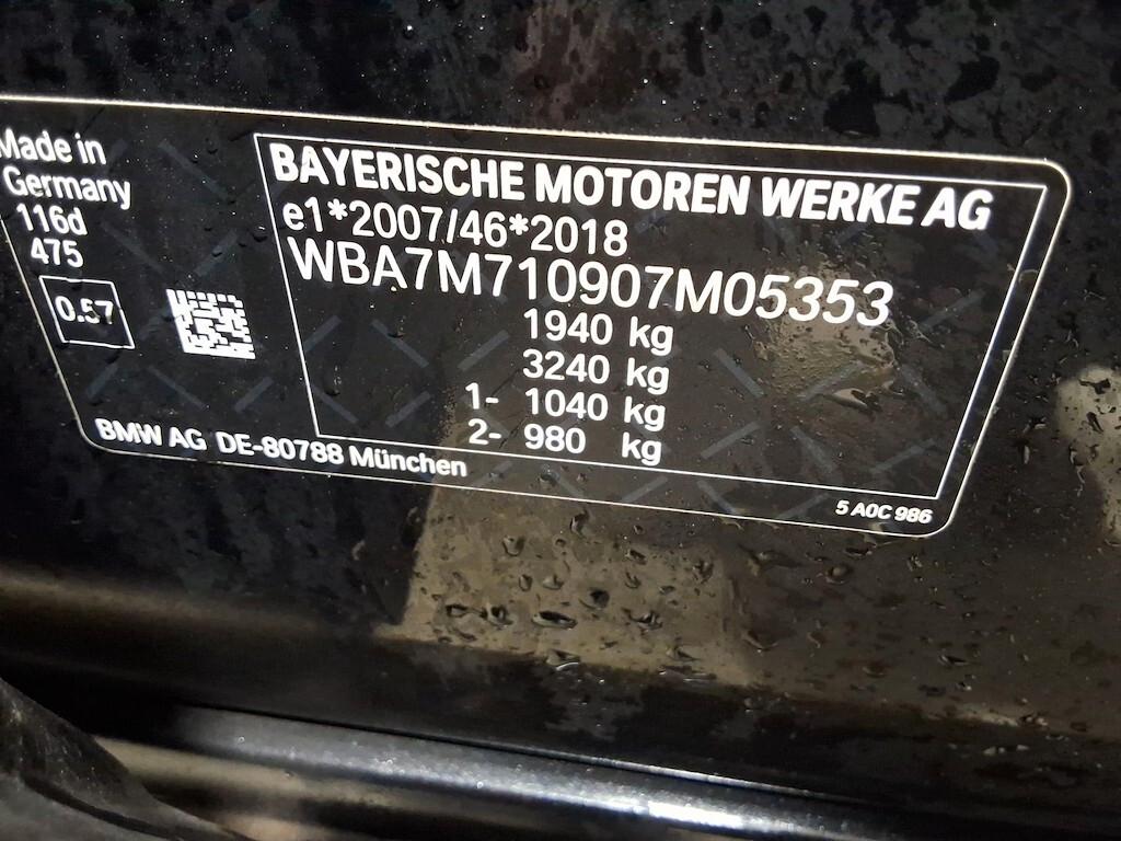 BMW 116D 115CV STEPTRONIC BUSINESS ADVANTAGE ( FARI LED - BMW DIGITAL COCKPIT - NAVI - PARK ASSISTANT - TELECAMERA POST. - CERCHI 17 )