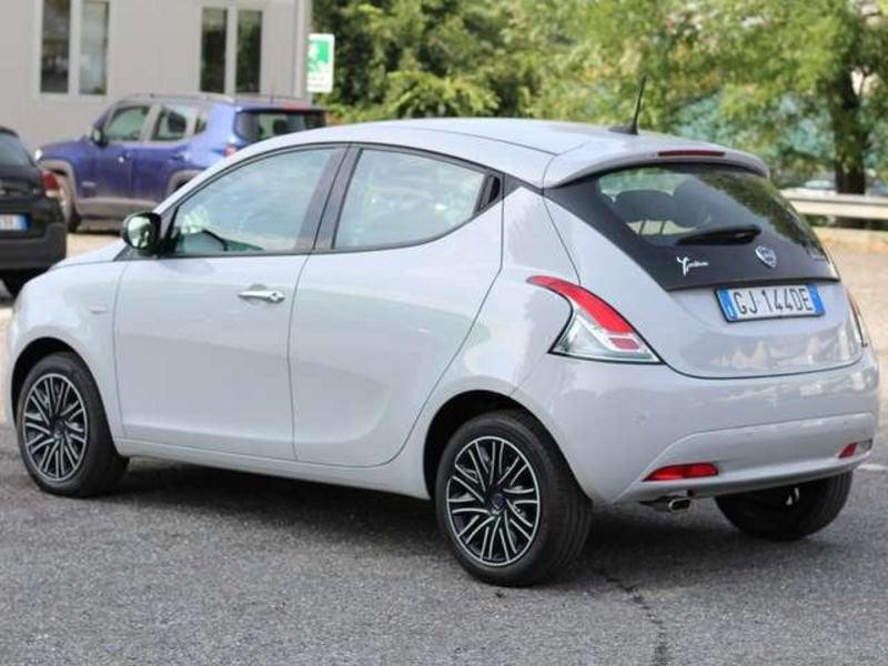 Lancia Ypsilon 1.0 firefly hybrid Gold s