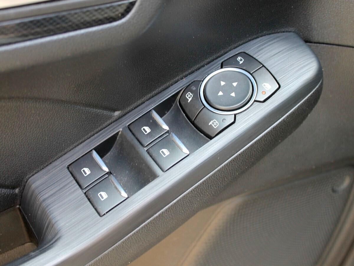 Ford Kuga 2.5 Plug In Hybrid 225 CV CVT 2WD ST-Line