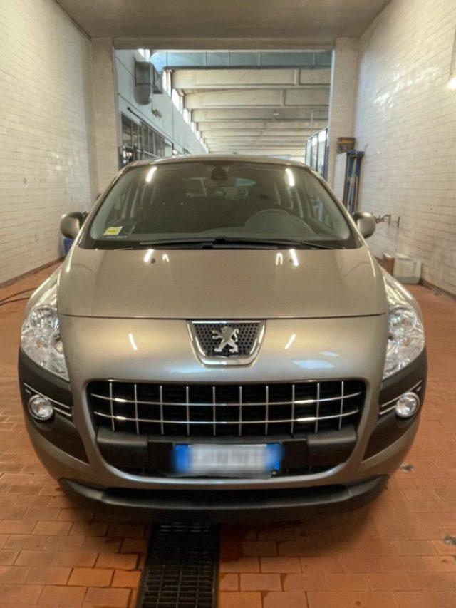 PEUGEOT 3008 1.6 HDi 112CV Tecno