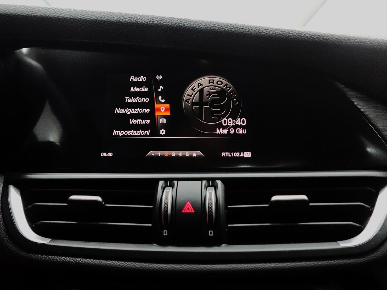 Alfa Romeo Giulia 2.2 MJT 180 CV AT8 SUPER
