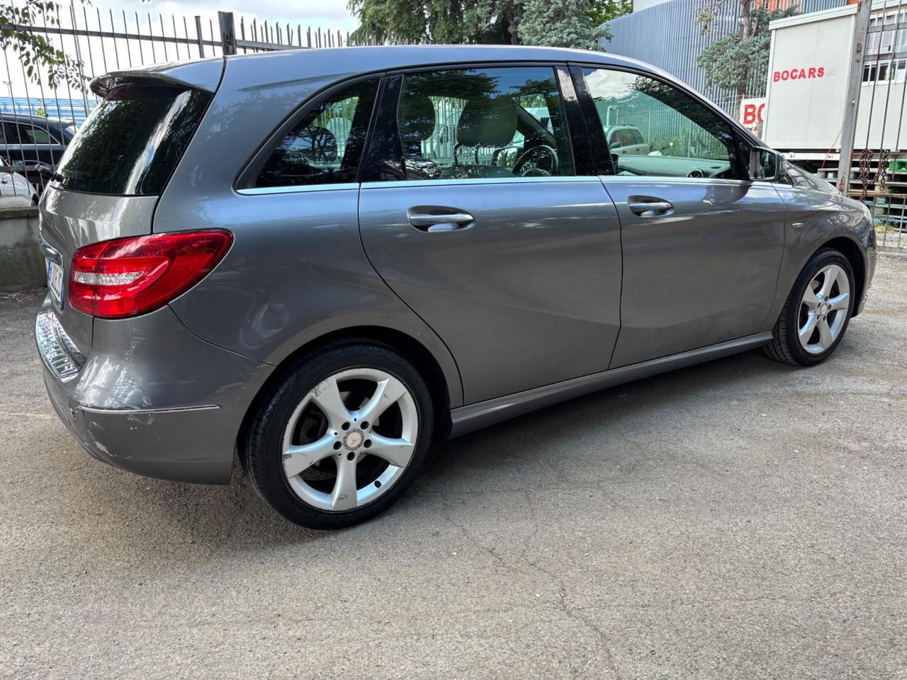 Mercedes-benz B 200 BlueEFFICIENCY Premium