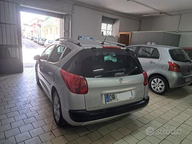 Peugeot 207 sw 1.6 hdi unico prop 2008 tetto aprib