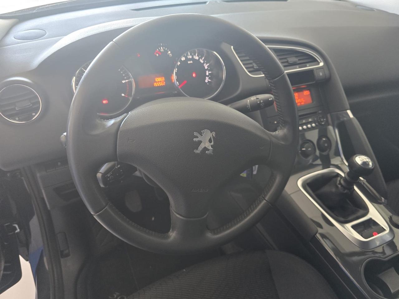 Peugeot 3008 1.6 HDi 115CV Business