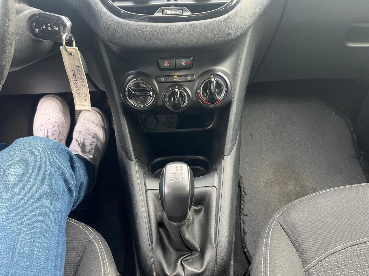 Peugeot 208 PureTech 82 5 porte Allure