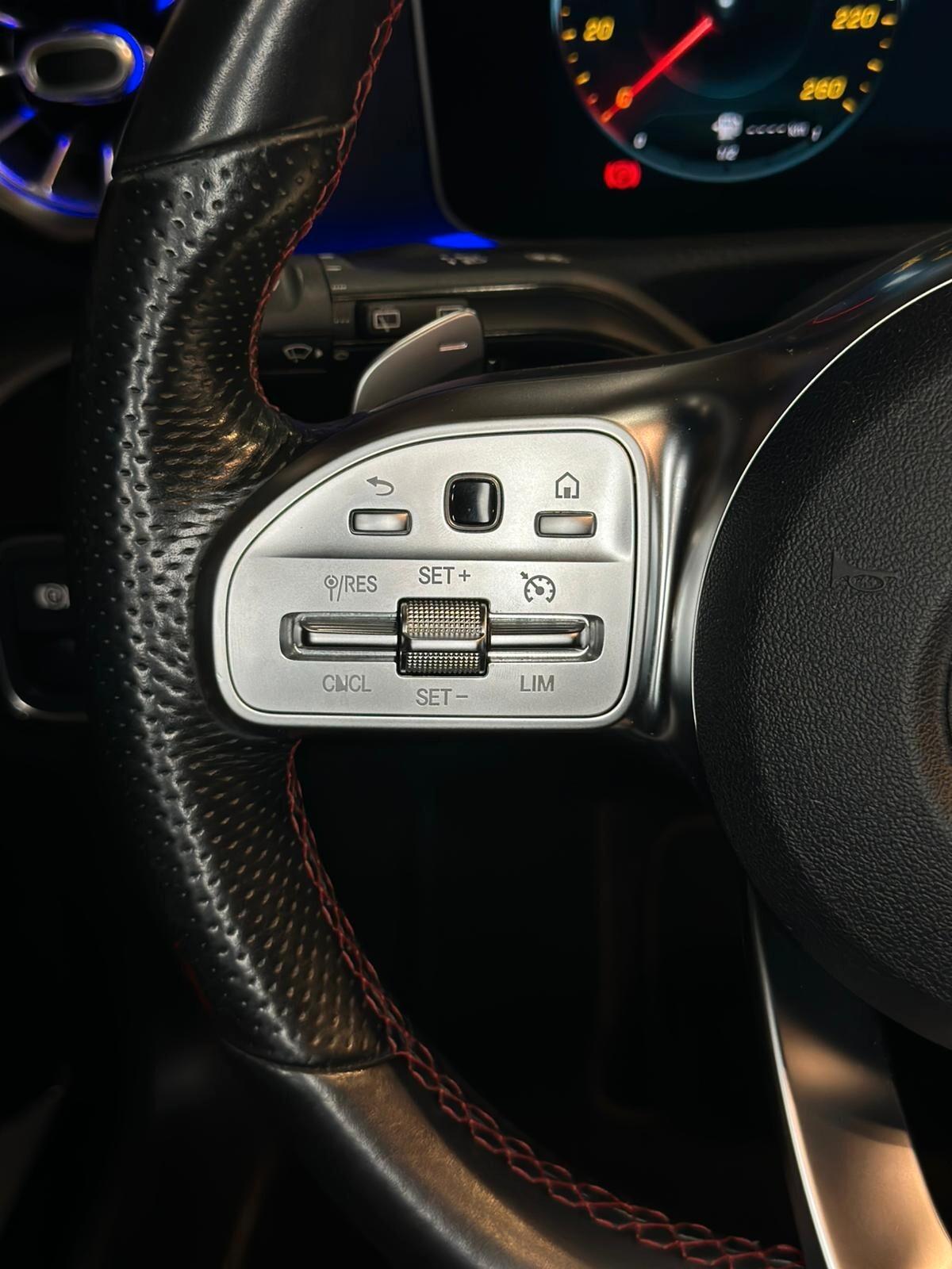Mercedes-benz A 200 D Premium AMG
