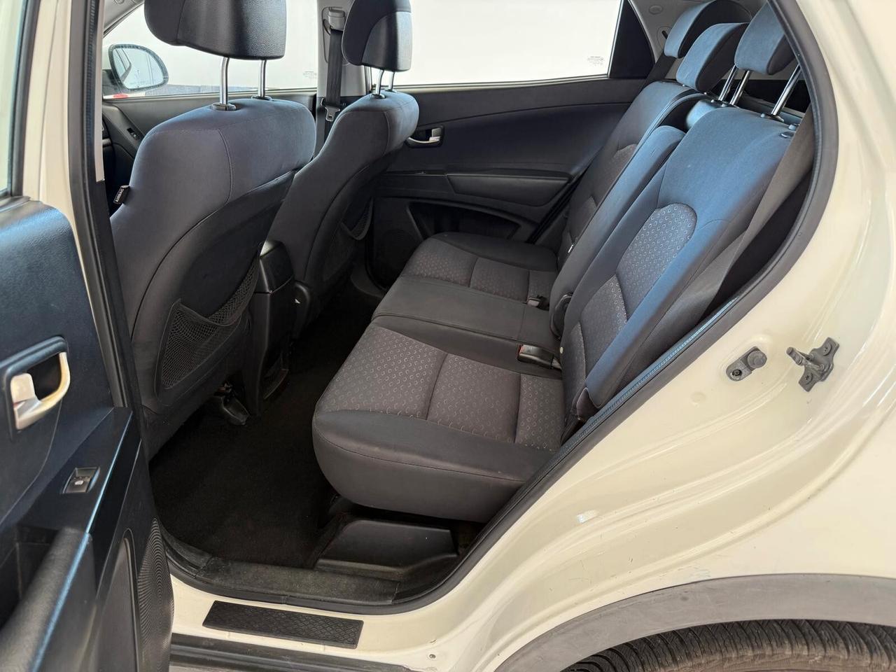 Ssangyong Korando 2.0 175 CV 2WD e-XDi MT C