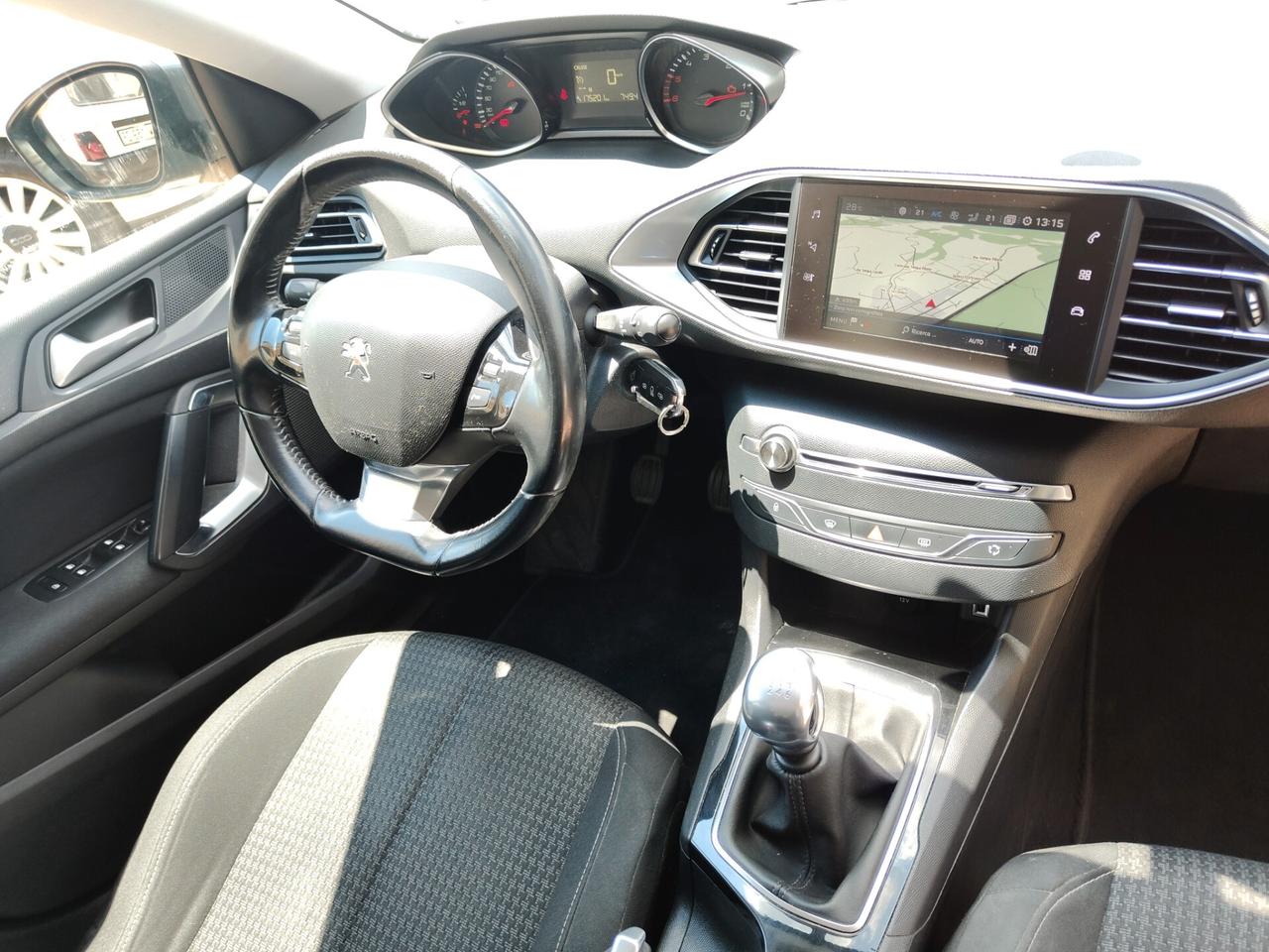 Peugeot 308 BlueHDi 130 S&S Business
