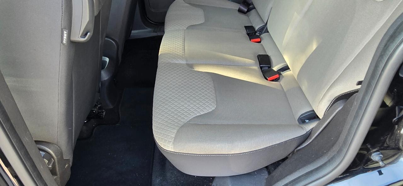 Ford Tourneo Courier 1.5 TDCI 75 CV Titanium