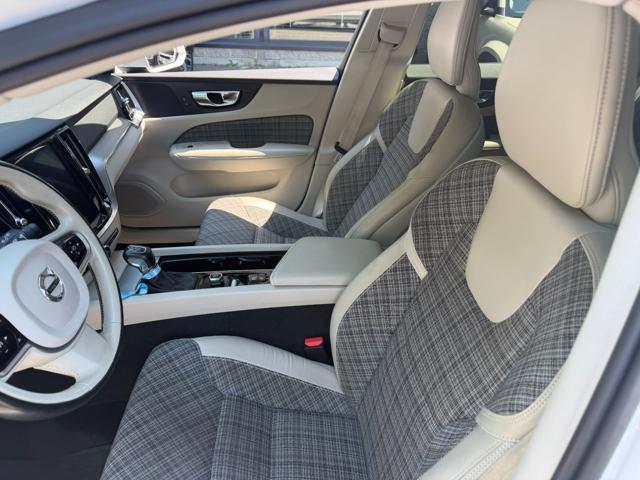 VOLVO V60 Cross Country D4 AWD Geartronic