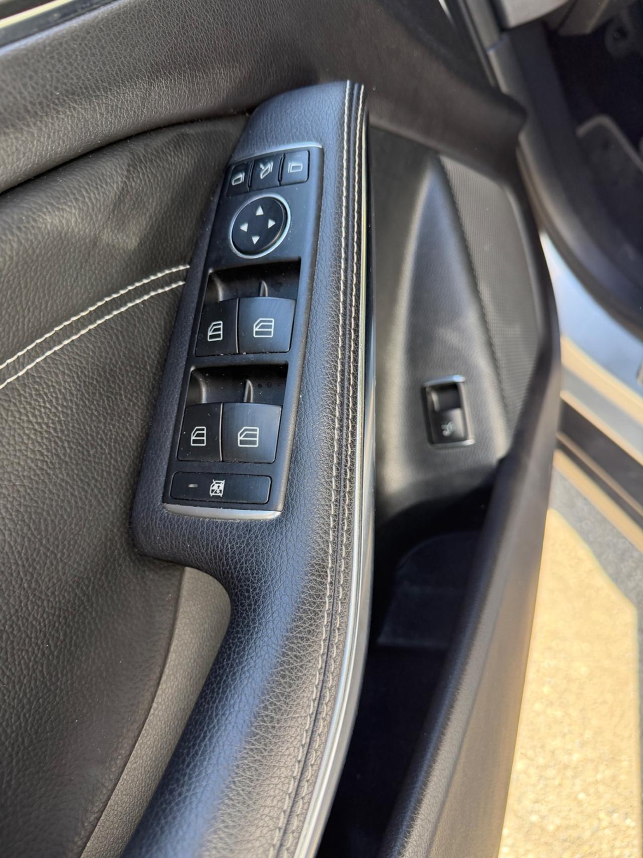 Mercedes-benz GLA 200 d Automatic Premium