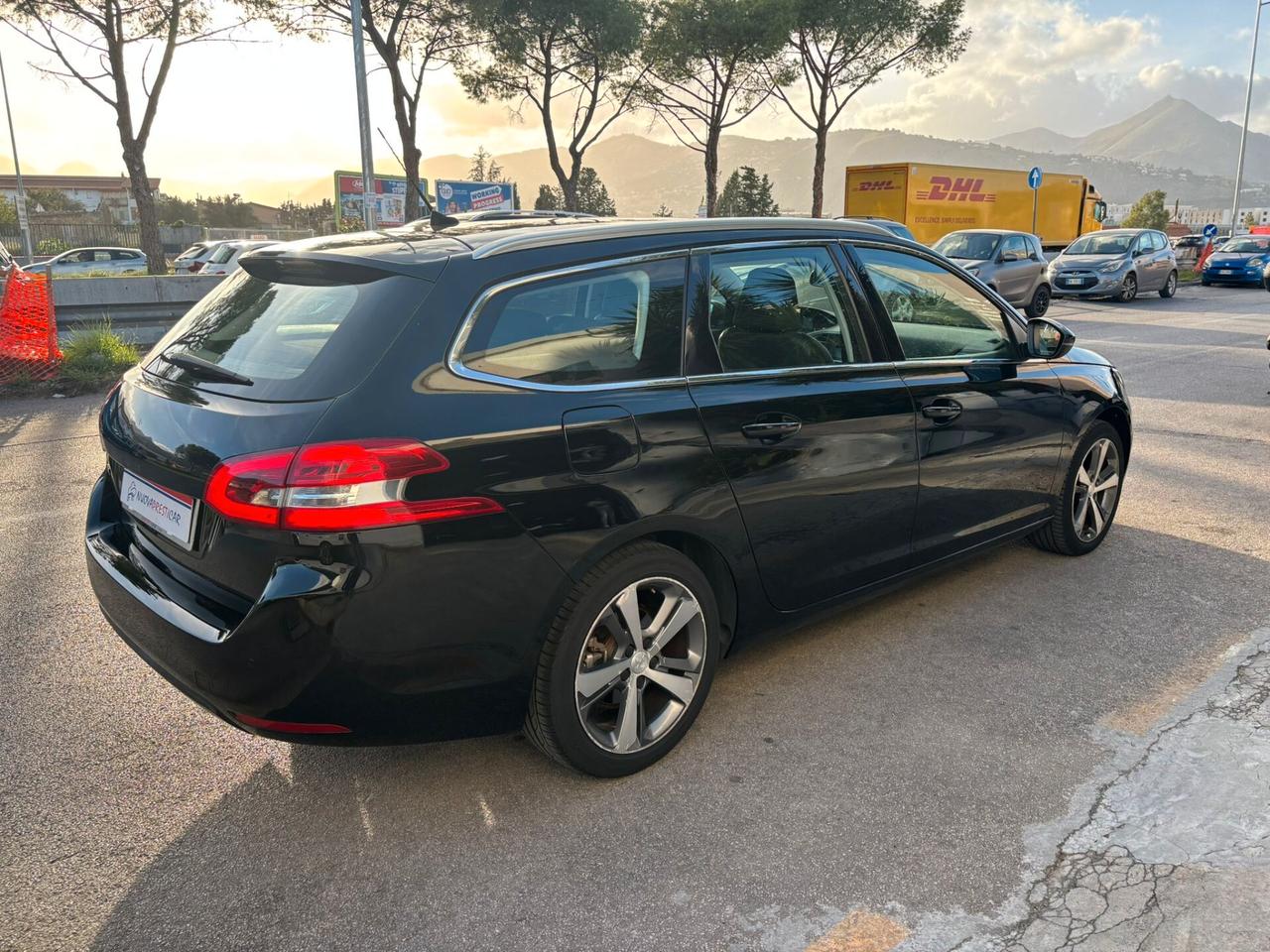 Peugeot 308 SW 1.5 Blue HDI 130 Cv Allure