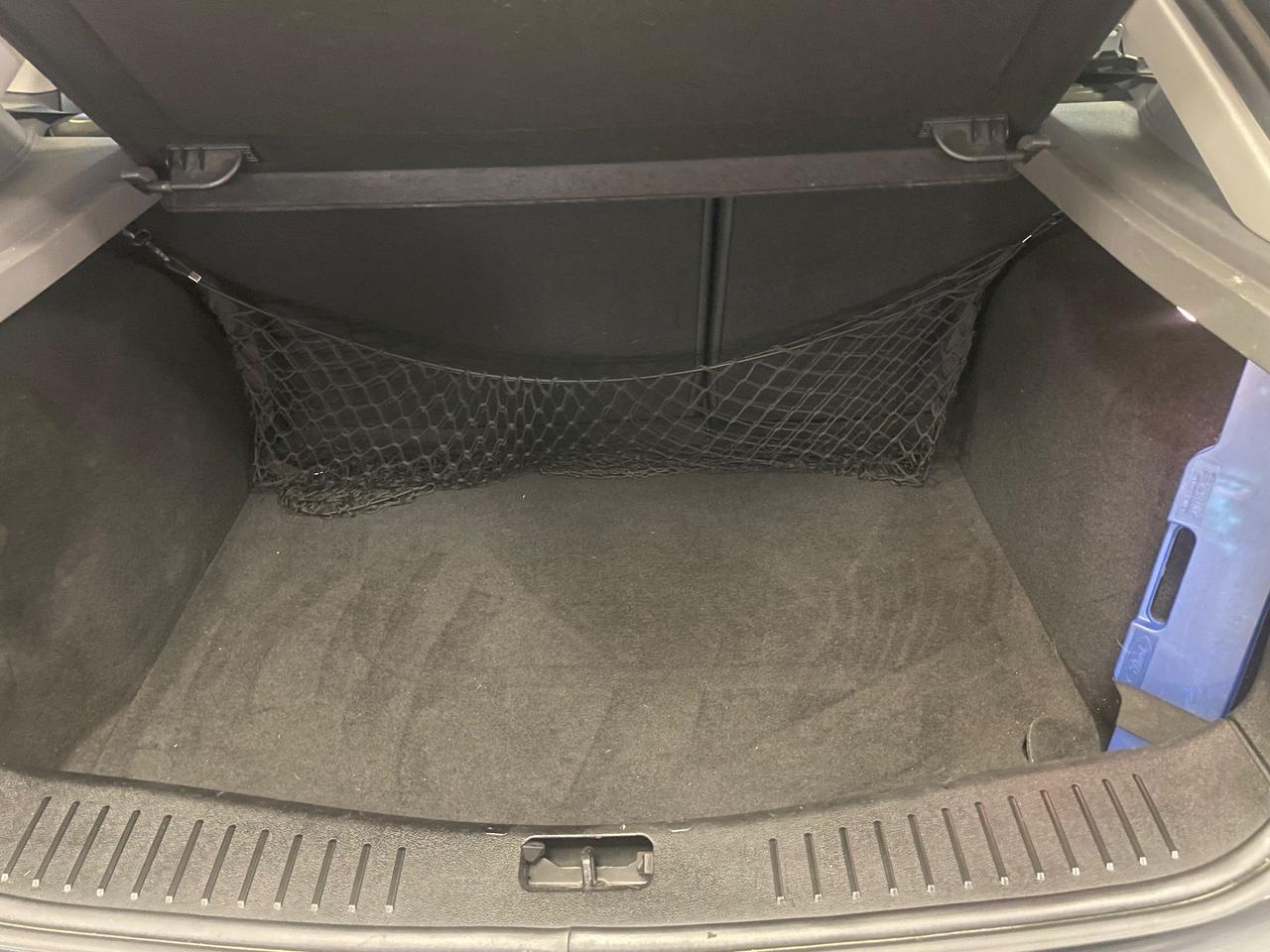 Ford Focus 1.6 (100CV) 5p. GHIA - Nessun vincolo -