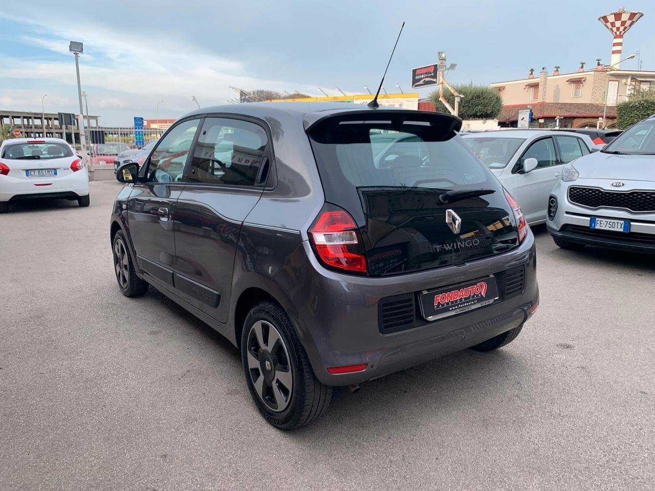 Renault Twingo SCe EDC La Parisienne