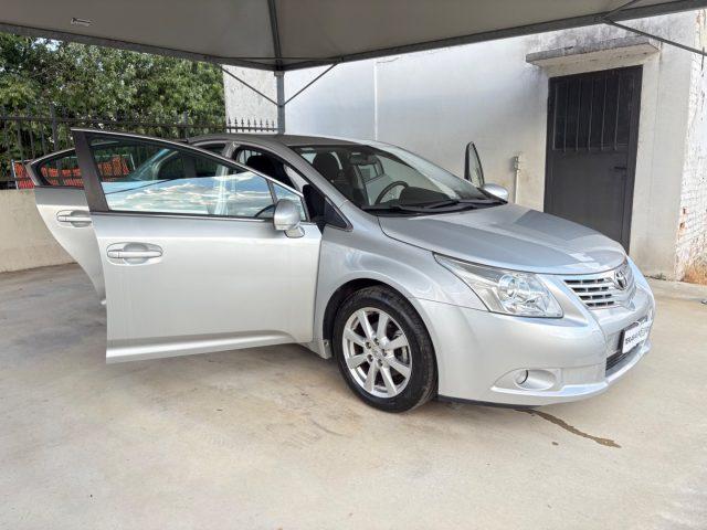 TOYOTA Avensis 2.0 D-4D KM E MOTORE ORIGINALI TAGLIANDI CERTIFICA