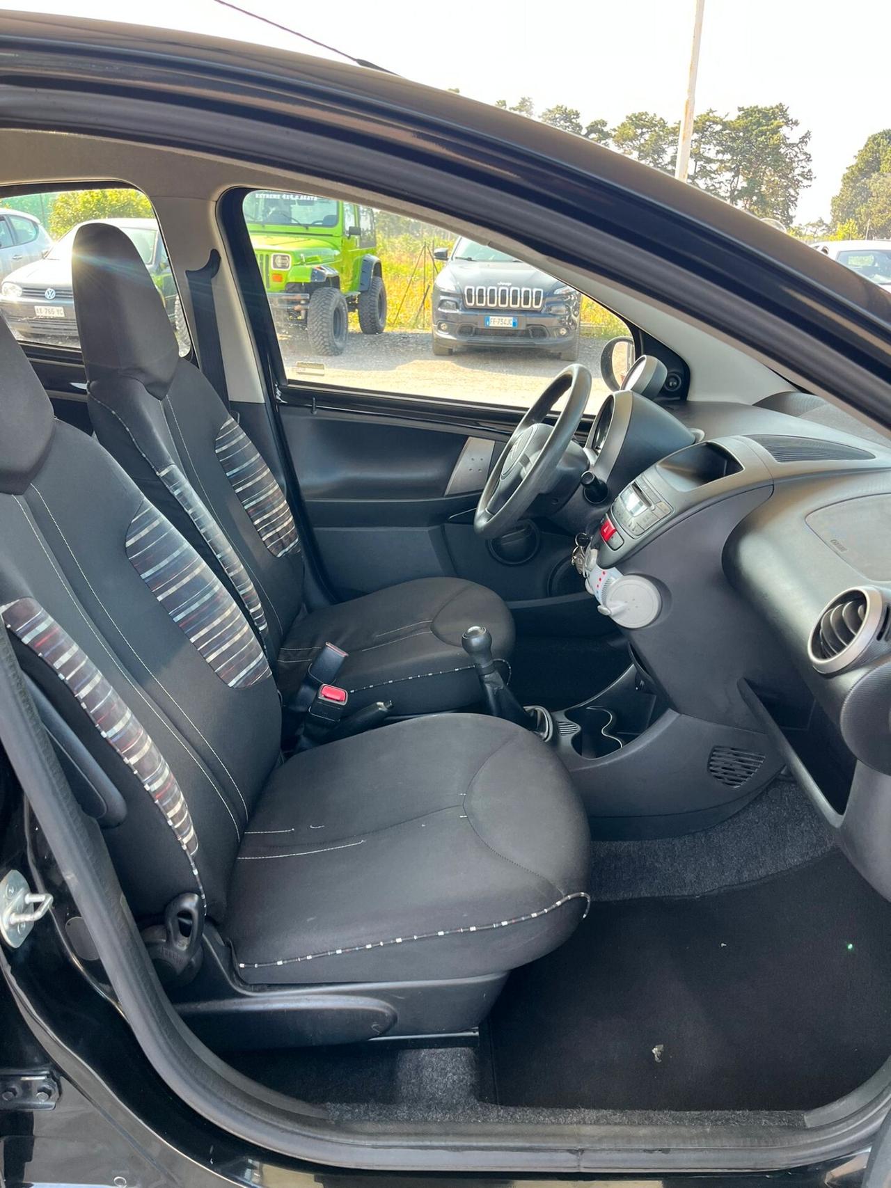 Citroen C1 1.0 3p. Van Attraction