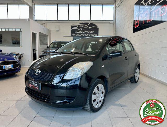 TOYOTA Yaris 1.0 5p. Sol *NEOPATENTATI*UNICO PROPRIETARIO*