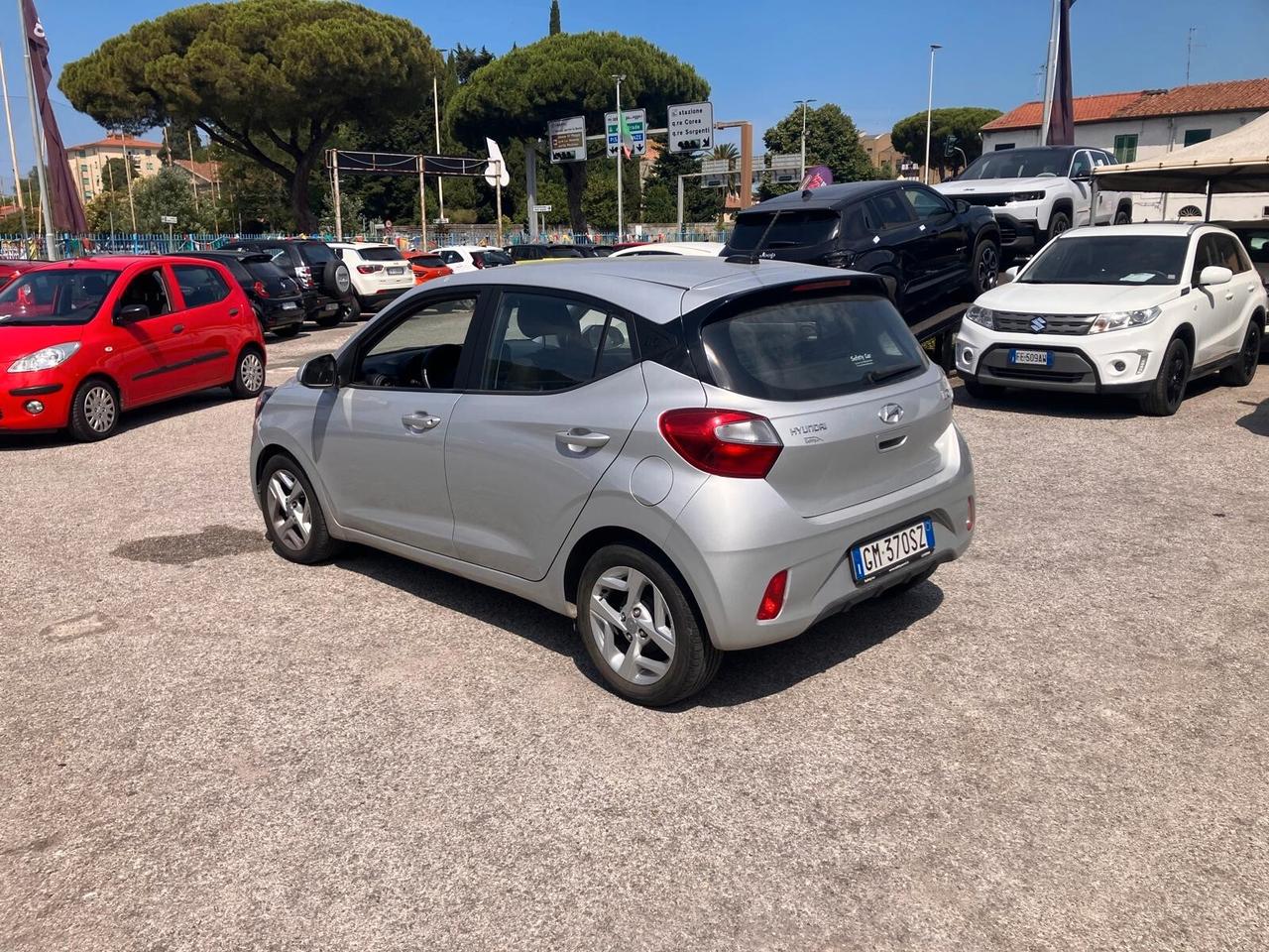 HYUNDAI i10 1.0 MPI Tech