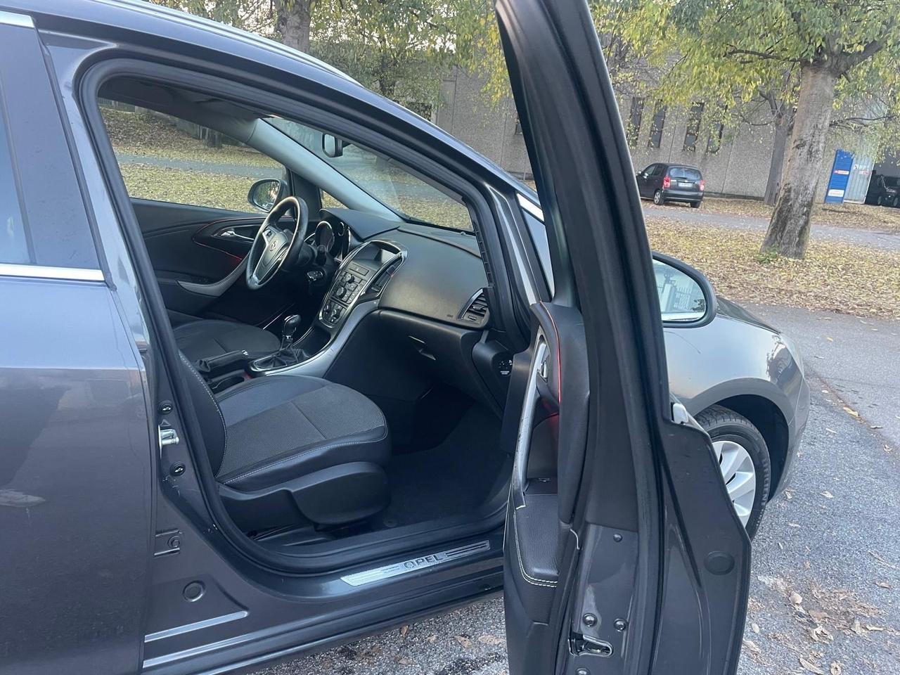 Opel Astra 1.3 CDTI 95CV S&S Sports Tourer Cosmo X Neopatentati